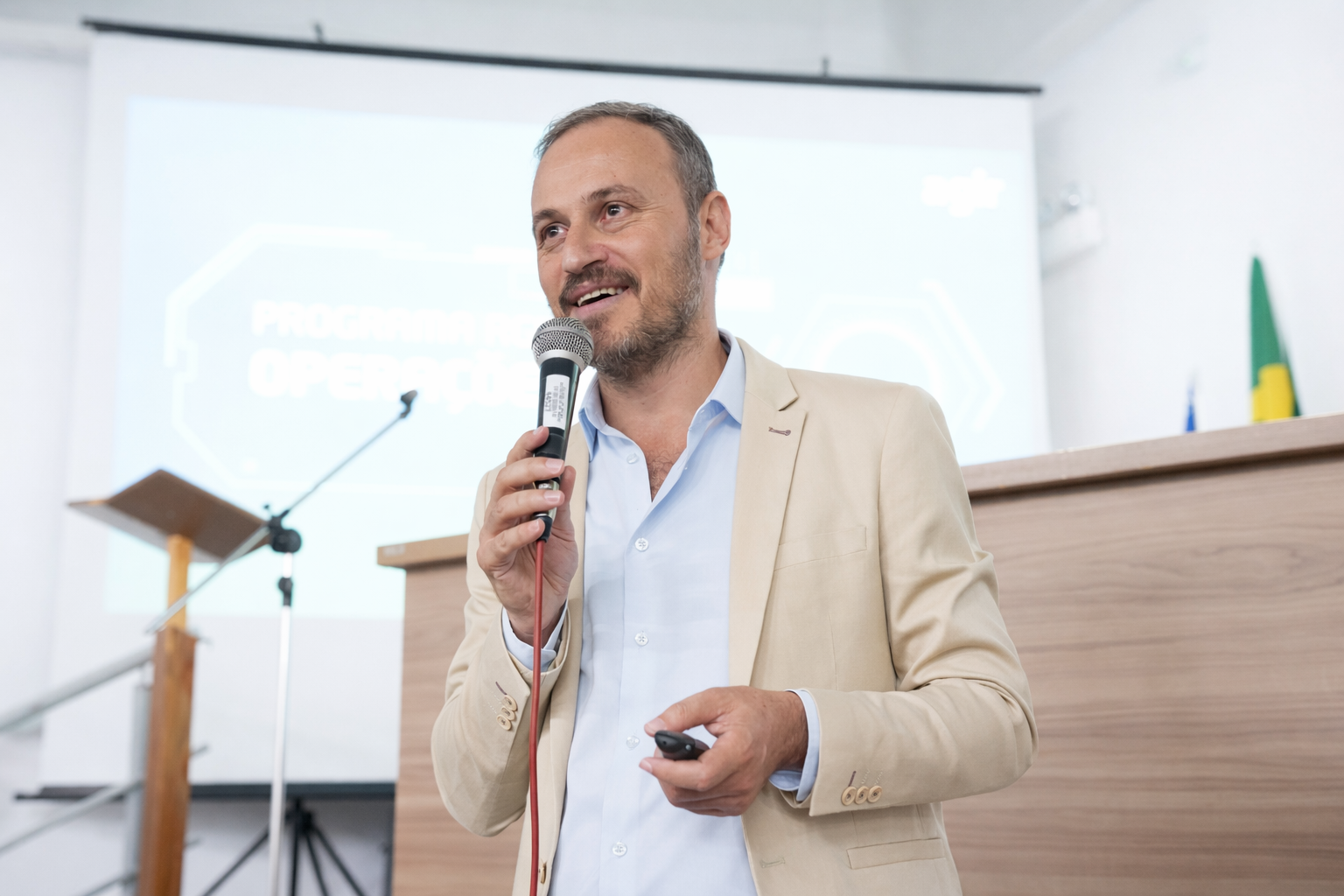 Daniel Paiva - gerente de operações.png